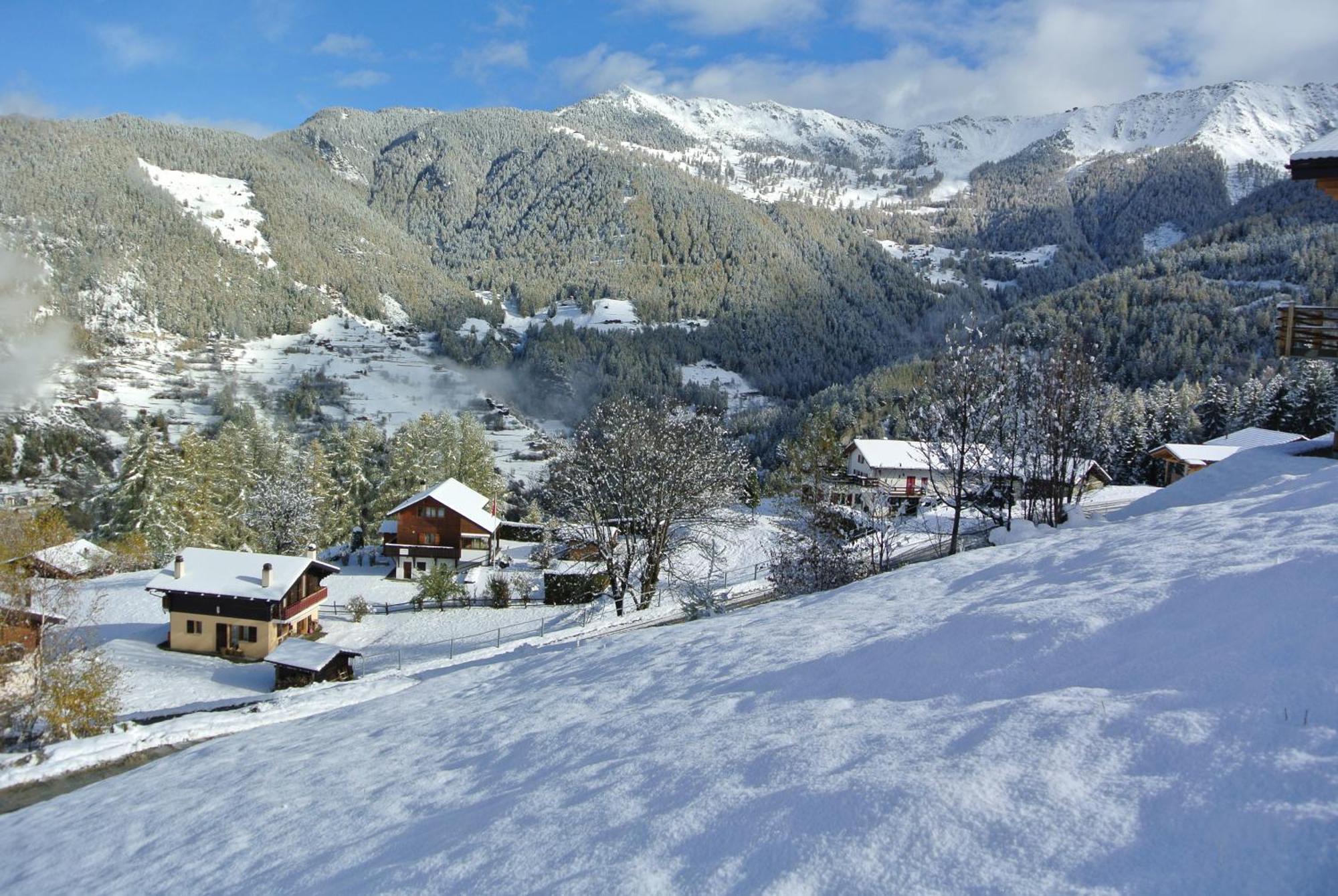 La Tzoum'Hostel La Tzoumaz Eksteriør bilde