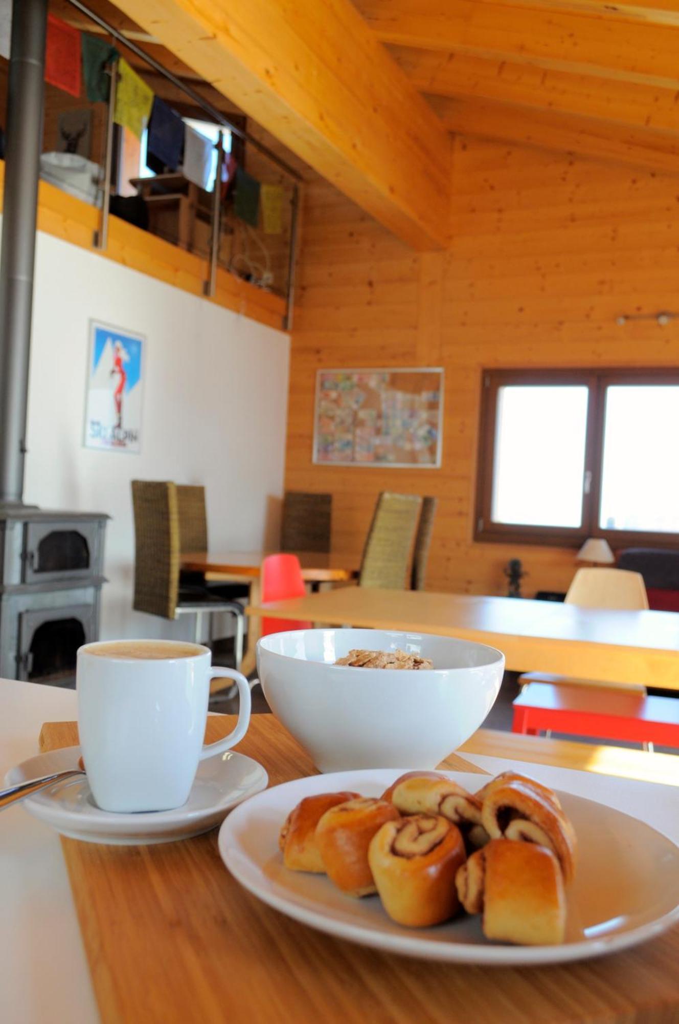 La Tzoum'Hostel La Tzoumaz Eksteriør bilde